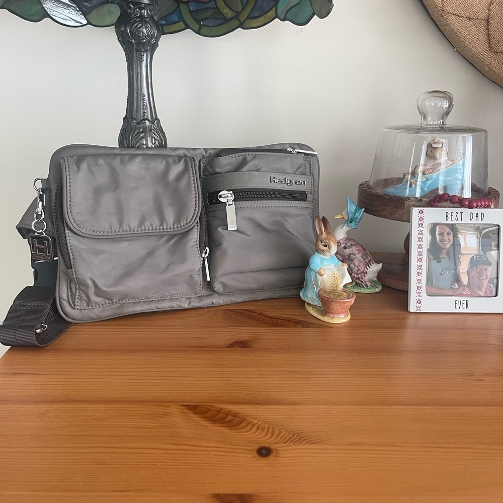 Hedgren Gray Messenger Bag - Picture 2 of 9